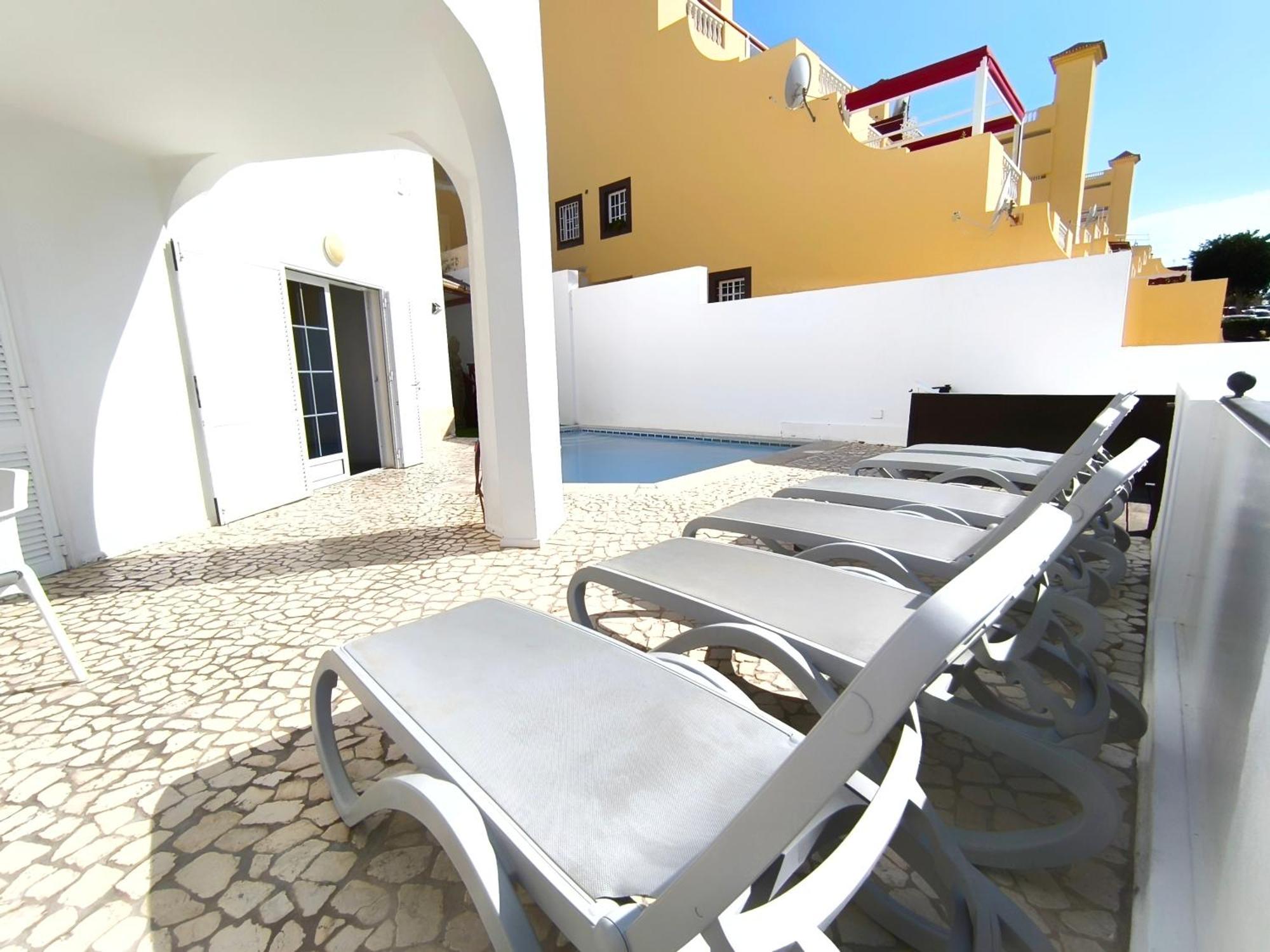 Vil·la Beautiful - 4 Bedrooms, Heated Pool, Fibre Net, 2 Priv Car Park Places, Tv Channels